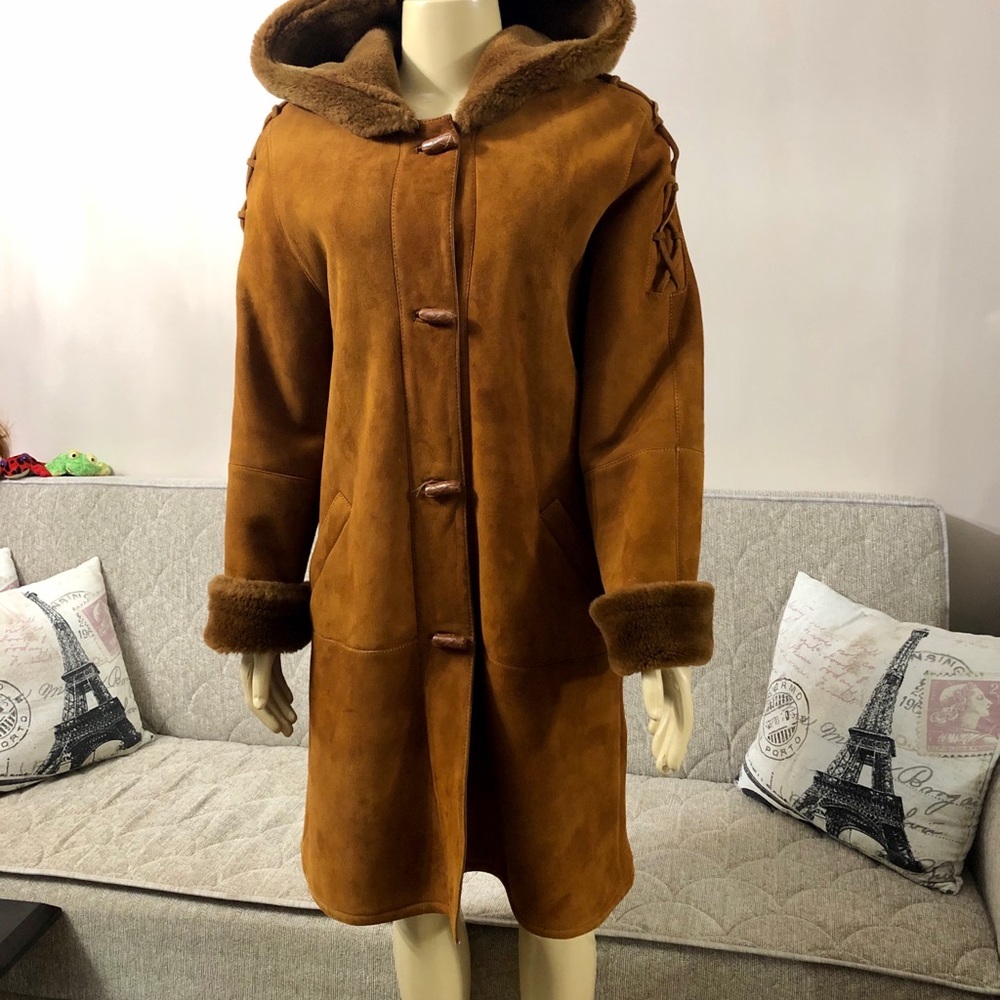🌺🌺Revillon  Suede shearling Saks Fifth  Avenue